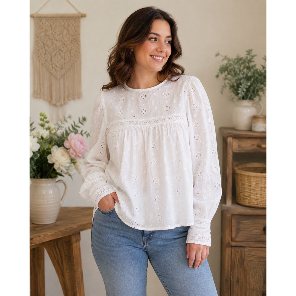 Universal Thread White Eyelet Embroidered Top Sz L Puff Sleeve Lace Cottagecore